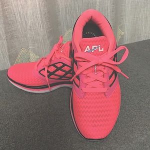 APL Joyride Running Shoes